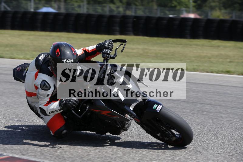 /45 10.08.2025 Plüss Moto Sport ADR/Freies Fahren/77